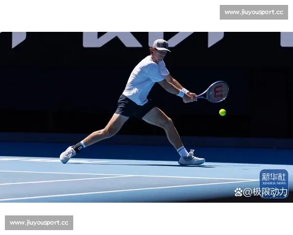 爆冷！新人黑马横扫赛场，首夺澳网冠军令人惊叹！